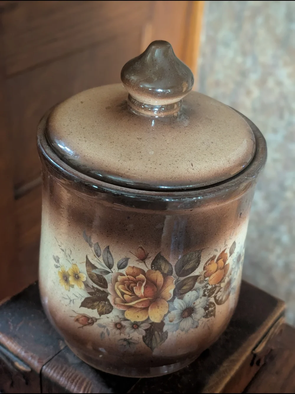 Vintage Grandmacore Canister Jar with Lid Floral 80s